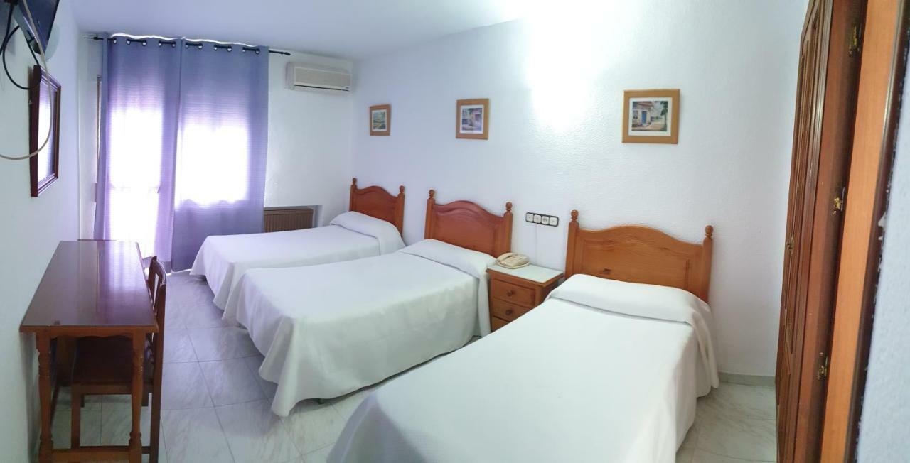 Hotel La Lancha Cordoue Extérieur photo
